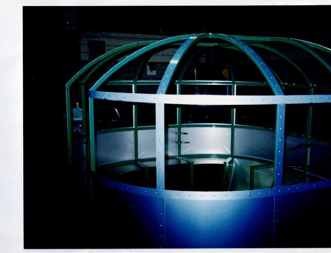 Telaio in alluminio della prima cabina 4Cats — dicembre 1996